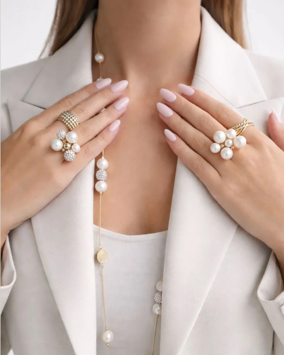 BERRY PEARL SPARKLE ICONIC HALSBAND - Bild 3
